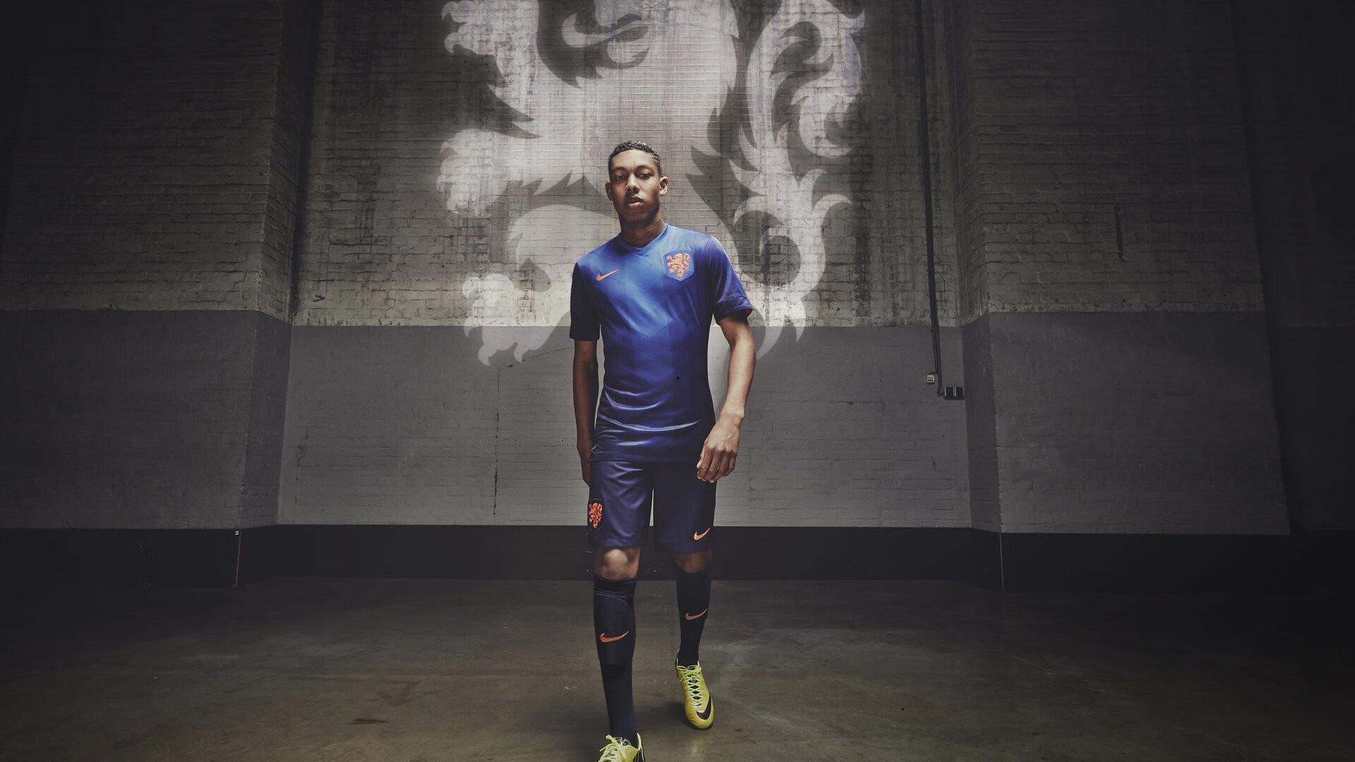 哈登转会风波再起,鲍尔默魅力成关键,快艇成终极目标